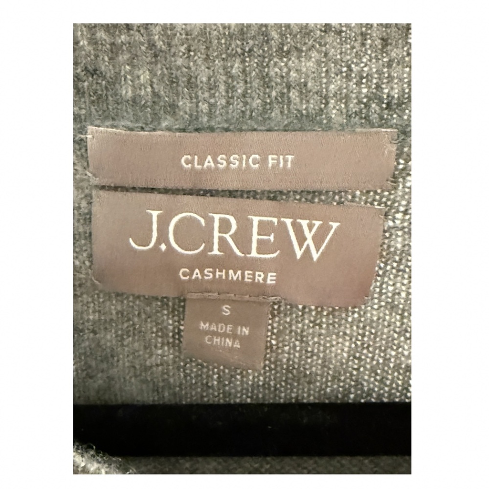 NWOT J.Crew Cashmere classic-fit crewneck sweater | Small - Picture 4 of 10